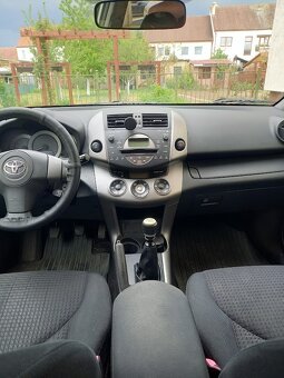 Toyota RAV4 2.2D - 5