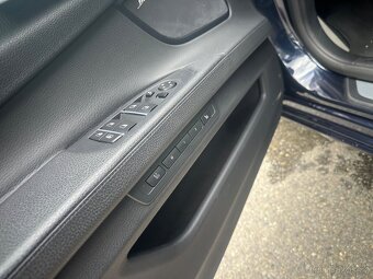 Bmw 750i 300kw v8 - 5