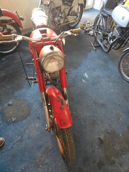 Benelli Pesaro 125 ccm - 5