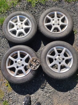Prodám pneu+disky 165/70 R 13 - 5