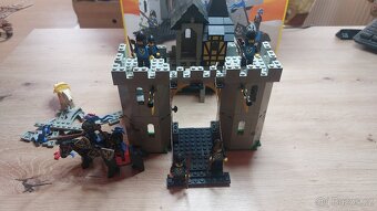Lego 6074 - hrad sokolů - 5