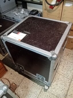Prodám YAMAHA M7CL-48 ES vč. 3x stagebox SB168 - 5