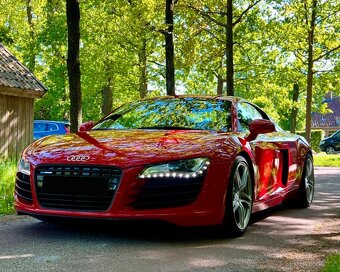 Audi R8 4.2 FSI Quattro R-Tronic - 5