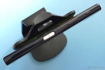 Sony Xperia X Compact - 5