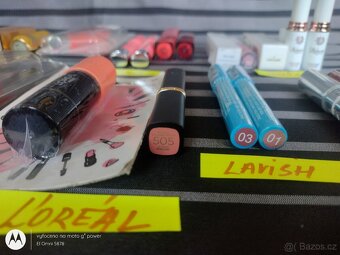 nová značková (sterilní) kosmetika - rťenky,lesky - 5