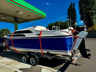 🛥️ Motorsailer MacGregor 26M – plachetnice + Mercury 2012 - 5