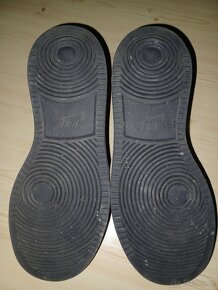 Boty NIKE- 38,5 - 5