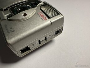 Retro Olympus C-100 - 5