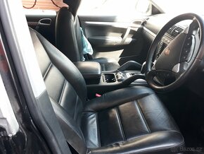 Porsche Cayenne - 5