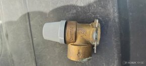 Vaillant VU CZ240/2-5 R3 náhradní dily viz foto - 5