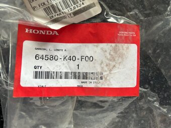 Díl masky honda Forza 2015-2017 - 5