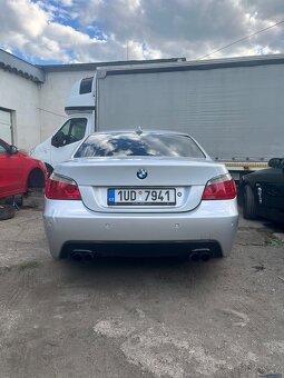 BMW e60 2.5 benzín 141kw - 5