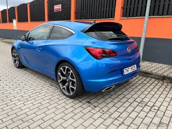 Opel Astra 2.0 T GTC OPC 206 kW - 5