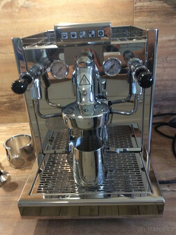 Espresso Elektronika 2 Profi + mlýnek Eureka Atom Magnifico - 5