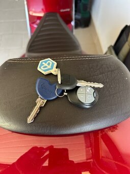 Vespa GTS 125 na prodej - 5