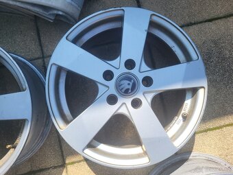 Alu disky Dezent R16 5x112 Škoda, VW, Audi - 5