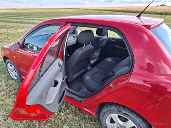 ŠKODA FABIA 1,2 HTP 2005 - 5