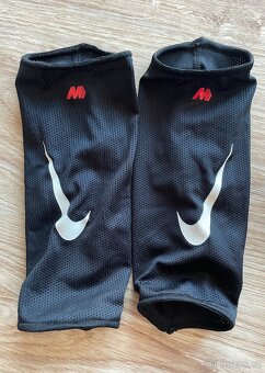 Fotbalové chrániče Nike XL - NOVÉ - 5