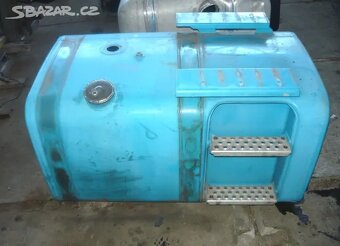 Velký výběr naftových, hydraulických, ad blue - 5