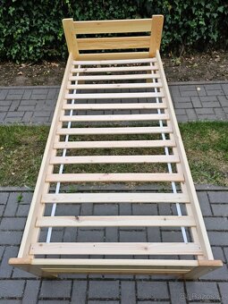 🛏️ Postel z masivu 90x200 cm s roštem – ihned k odběru - 5