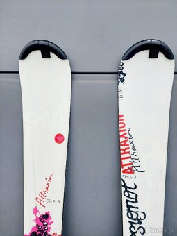 Dámské lyže ROSSIGNOL ATTRAXION, 162 cm + lyžáky - 5