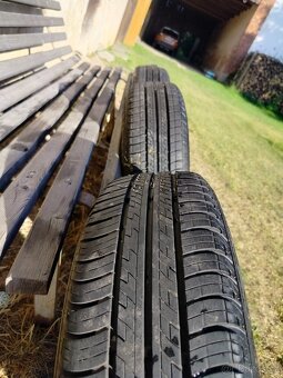 Letní pneu vraník 175/65 R14 s alu disky - 5