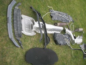 Škoda 21-23 Kamiq Scala mám 90% dílů cena dohodou - 5