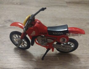 Modely motorek - 5