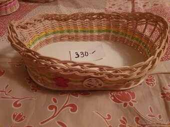 Proutěné misky různých velikostí			240 – 370,- Kč - 5