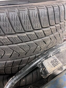 Pneu Pirelli Sottozero 275/35 R20 - 5