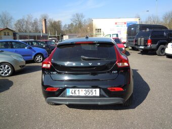 Volvo V40 D2 2.0D 88kw(120hp) r.v.11/2016 ČR - 5
