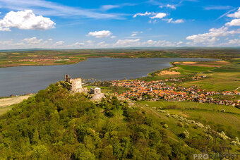 Prodej vily s panoramatickou zahradou a saunou v srdci Pavlo - 5