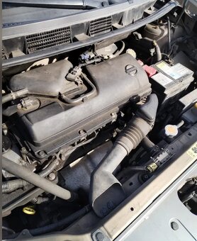 Nissan Note 2009, 1.4 benzín - 5