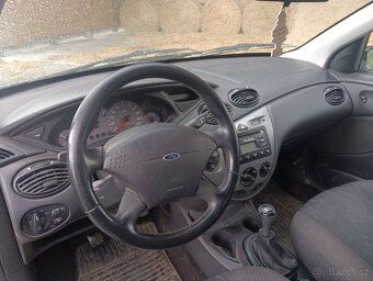 Ford Focus - 5