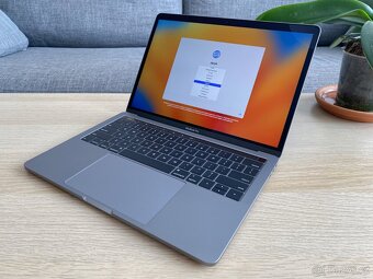 JAKO NOVÝ - MacBook Pro 13" (2019) SG - MAX KONFIGURACE - 5