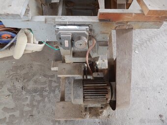 Bruska dvoukotoučová - 5