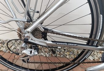 Dámské kolo KTM Veneto - ALU rám 18" - DEORE XT - 5