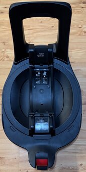 Britax Römer autosedačka + základna + podl.chladivá+zrcátko - 5