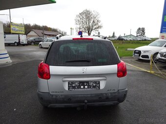 Peugeot 207 1,6 HDi-OUTDOOR - 5