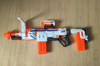Pistole značky Nerf a náboje - 5
