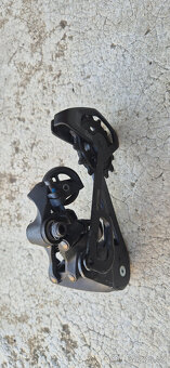 Přehazovače a páčky Sram, Shimano - 5