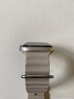 Chytré hodinky Apple Watch Series 8 GPS 45mm - 5
