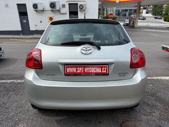 Toyota Auris 1.4 D-4D • 5/2007 • 66kw - 5
