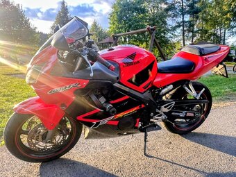 Honda CBR 600F Sport - 5