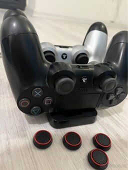 PS4 pro 1TB - 5