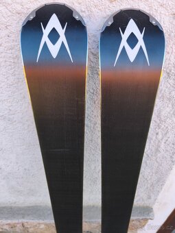 Volkl Code Uvo 182, výborné carvy. - 5