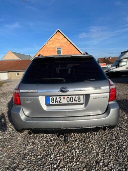 Subaru Outback 2.5 - 5