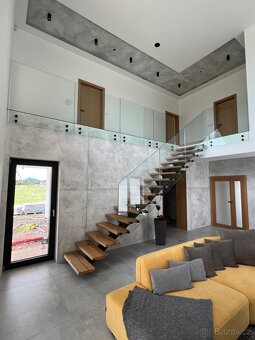 PÁTEŘOVÉ schodiště a schody, skleněné zábradlí - 5