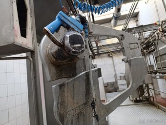 Rozprodám zařízení - stroje z jatek - linky - 5