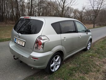 Toyota Corolla Verso 1.8i - 5